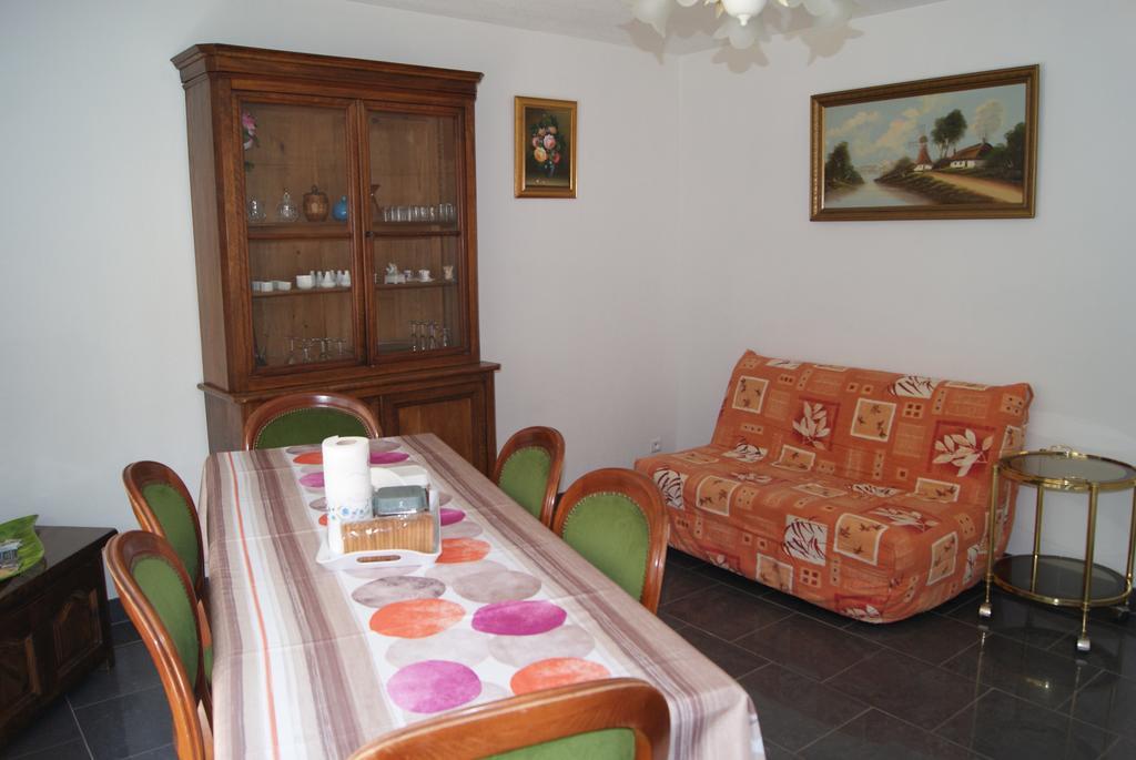 Appart'Hotel Les Rochers Auriol Exterior foto