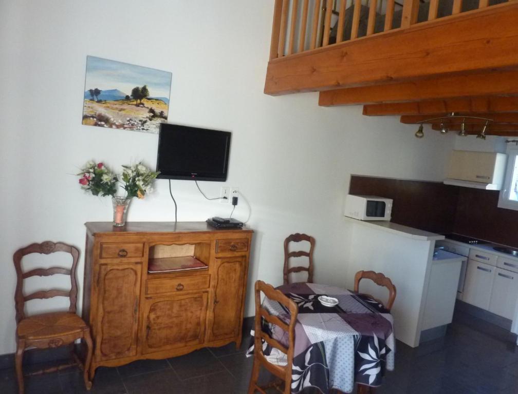 Appart'Hotel Les Rochers Auriol Cameră foto