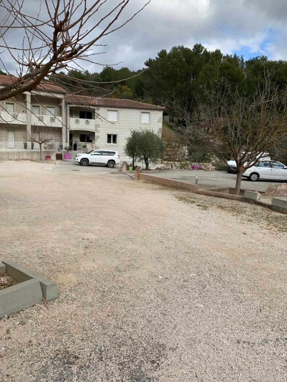 Appart'Hotel Les Rochers Auriol Exterior foto